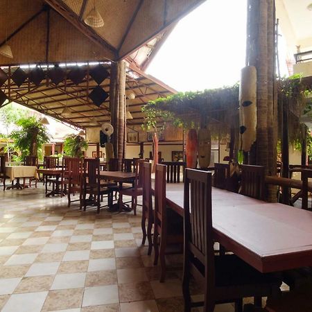 Oyo 621 De Loro Inn Puerto Princesa Zewnętrze zdjęcie