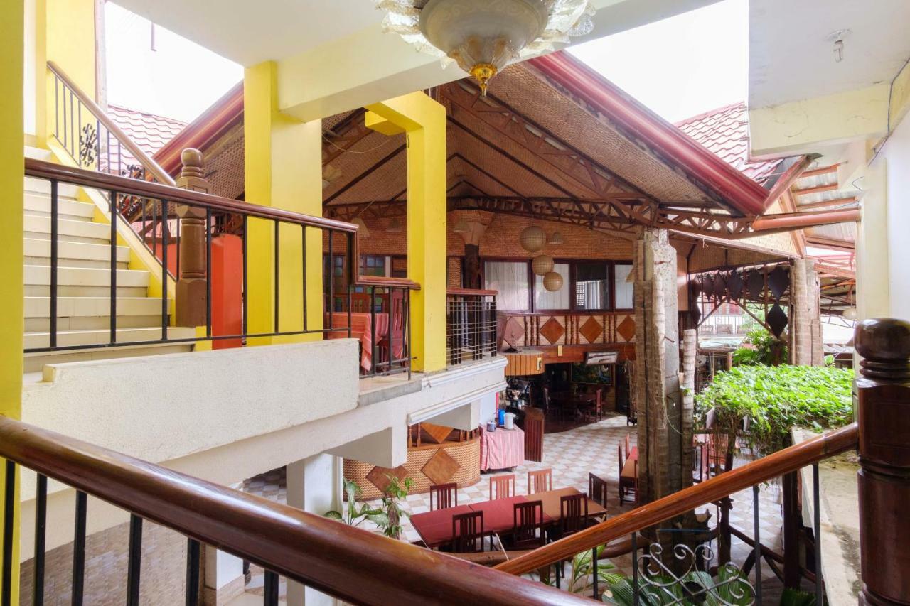 Oyo 621 De Loro Inn Puerto Princesa Zewnętrze zdjęcie
